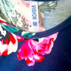 Floral pattern Viishow medium dress.